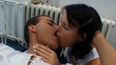 Swingeing Eva L is a real dig up teaser